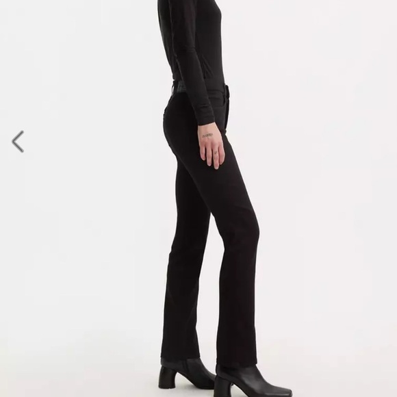 LAST CALL) NWT Levi’s 724 HIGH RISE SLIM STRAIGHT WOMEN'S JEANS - Picture 3 of 6